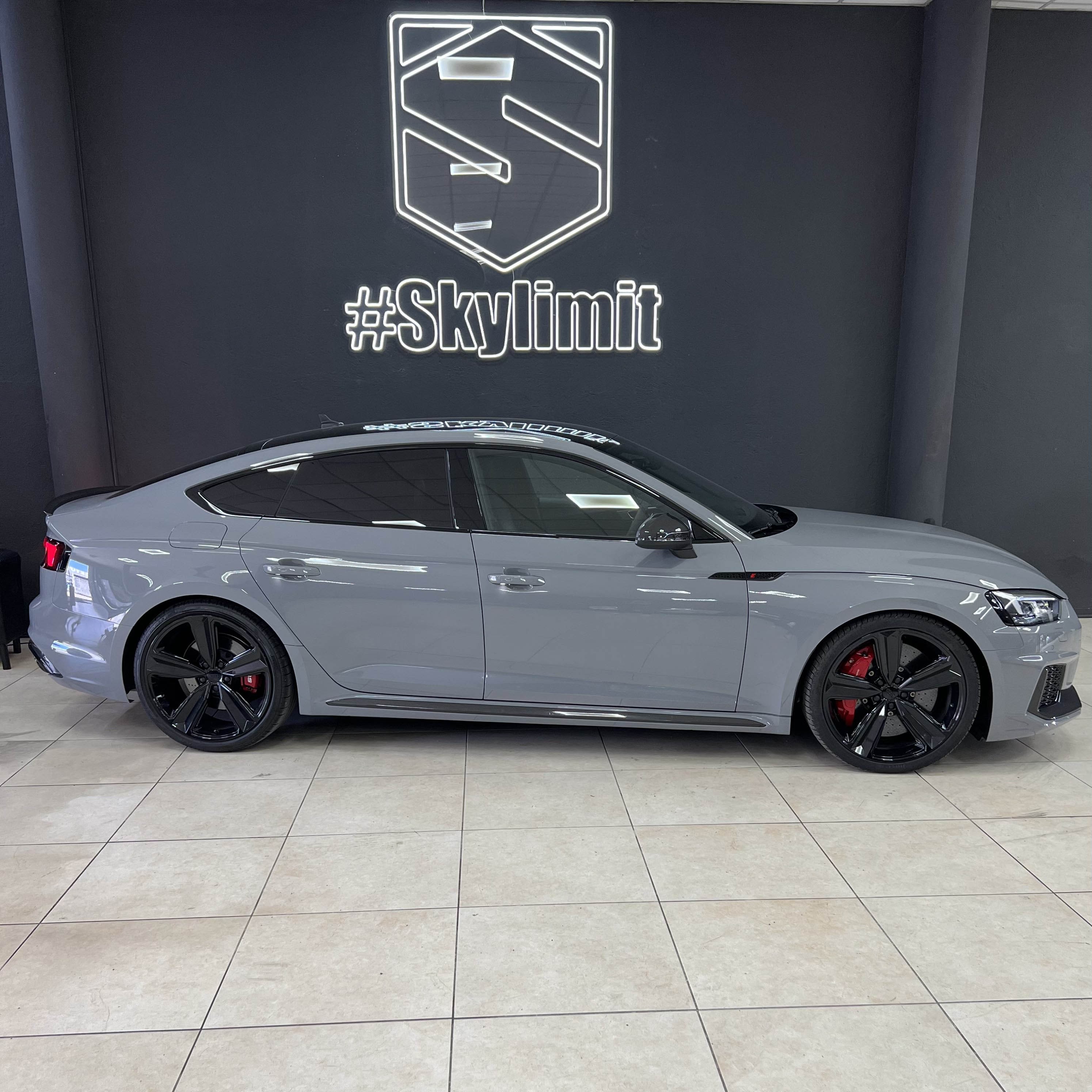 Audi RS5 