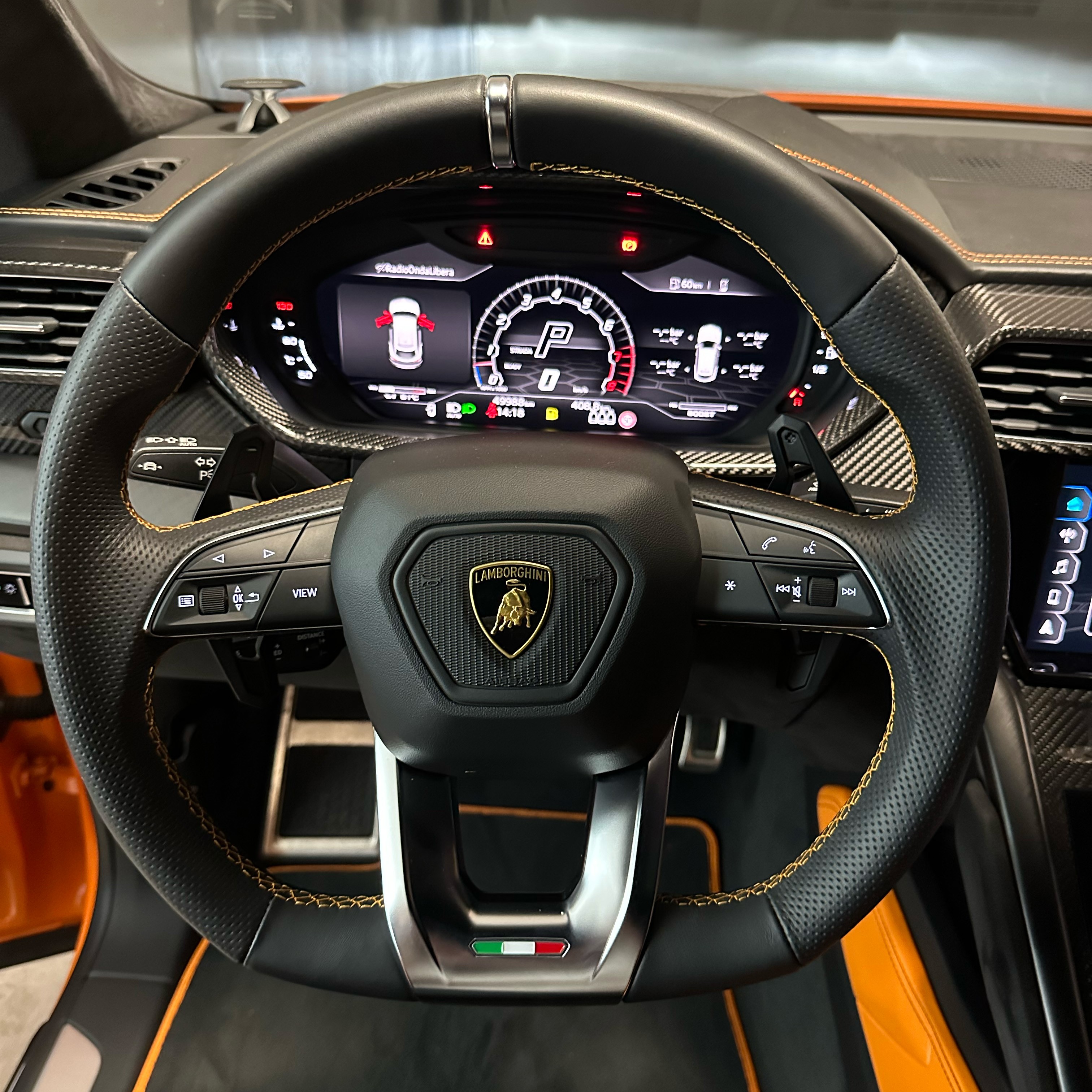 Lamborghini URUS PEARL CAPSULE