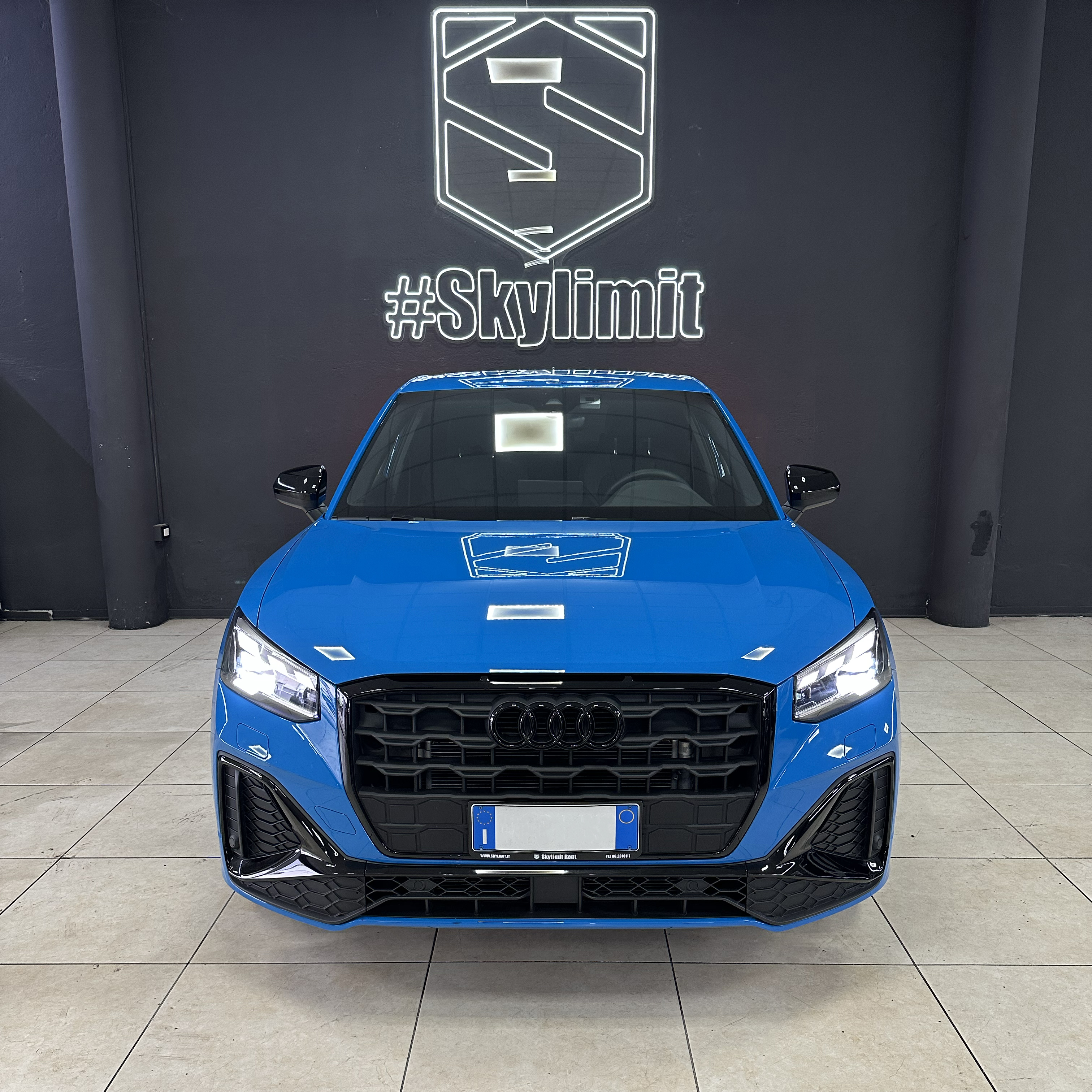 Noleggio Auto Audi Q2 2022 Blue